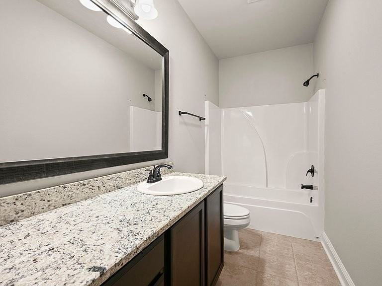 9346 Falling Oak Dr - Photo 2 of 11
