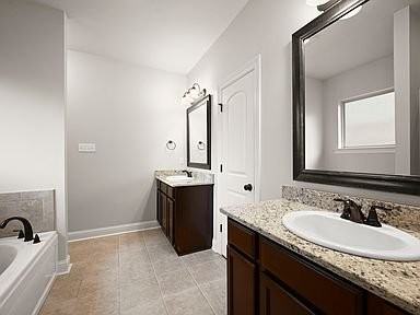 9346 Falling Oak Dr - Photo 3 of 11