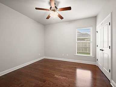 9346 Falling Oak Dr - Photo 5 of 11