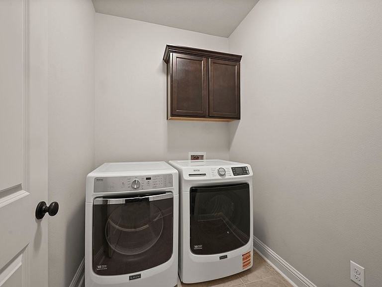 9346 Falling Oak Dr - Photo 6 of 11