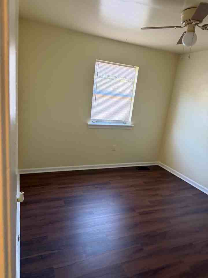 2147 Binford Ln - Photo 7 of 11