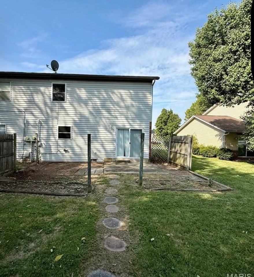 31 Twin Oaks Dr - Photo 2 of 6