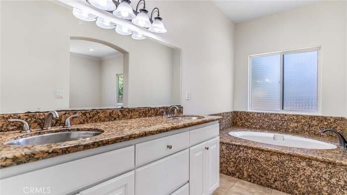9136 Mel Dar Ave - Photo 2 of 11