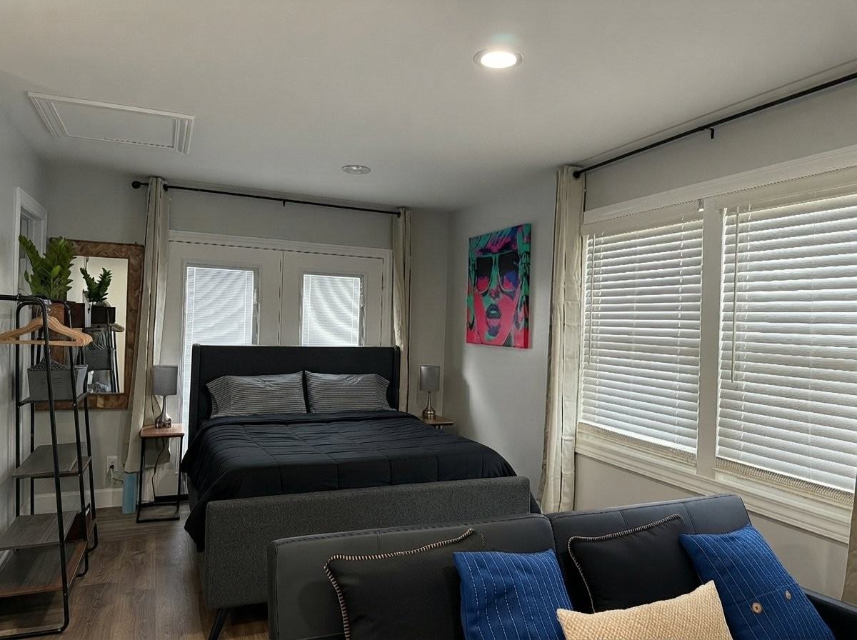 147 S Arsenal Ave #B - Photo 4 of 11