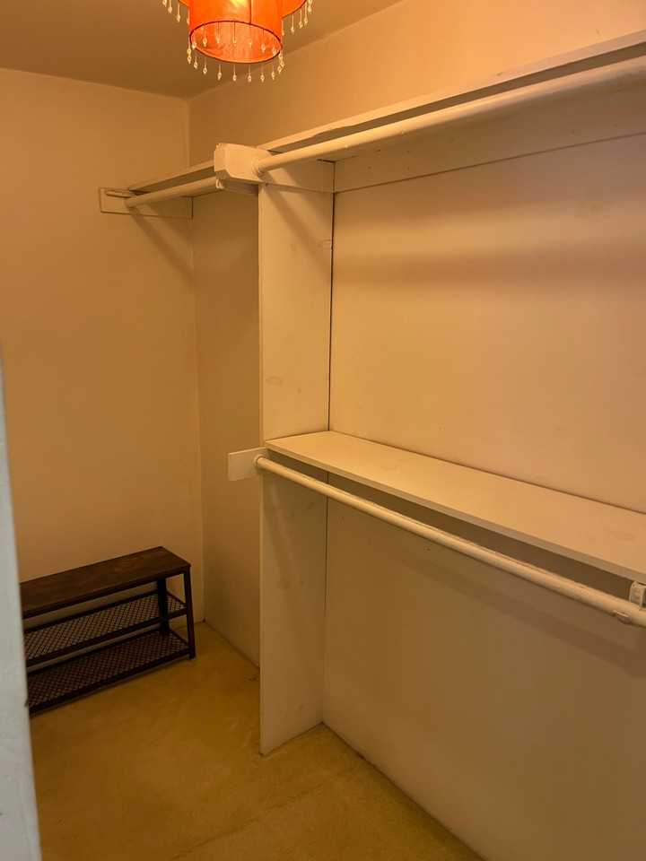 4528 5th Ave - Photo 6 of 9