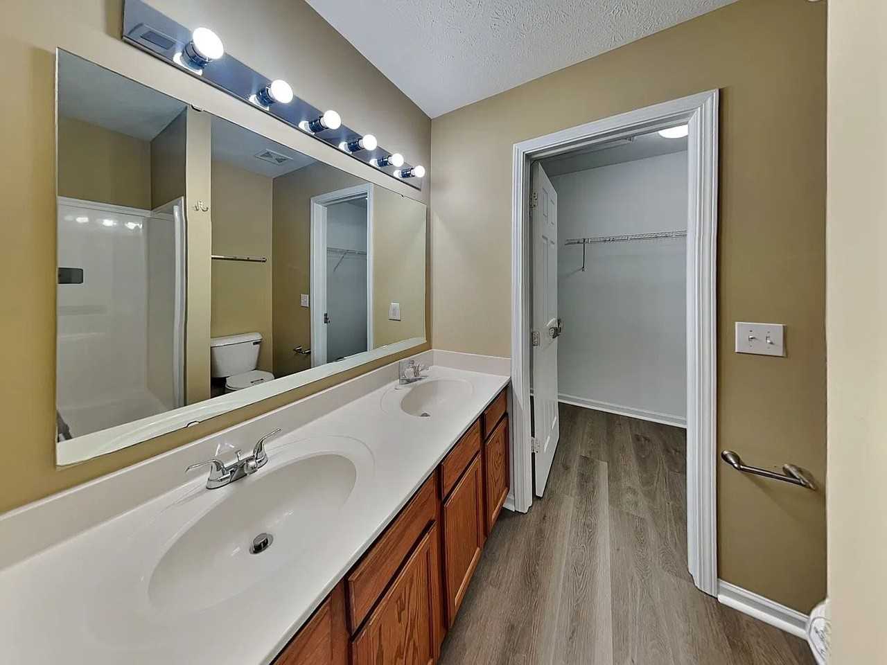 5359 Pelham Way - Photo 6 of 9