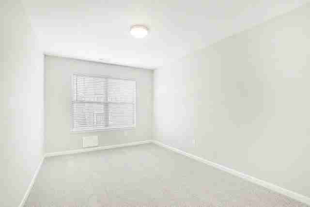 3942 Lake Manor Way - Photo 4 of 10