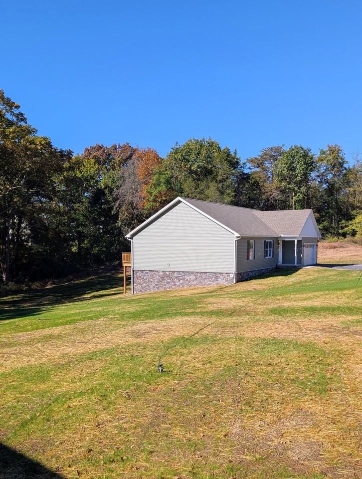 4132 Dixie Ave - Photo 2 of 12