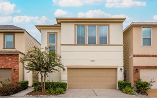 featured image of 8806 Hollister Square Ct