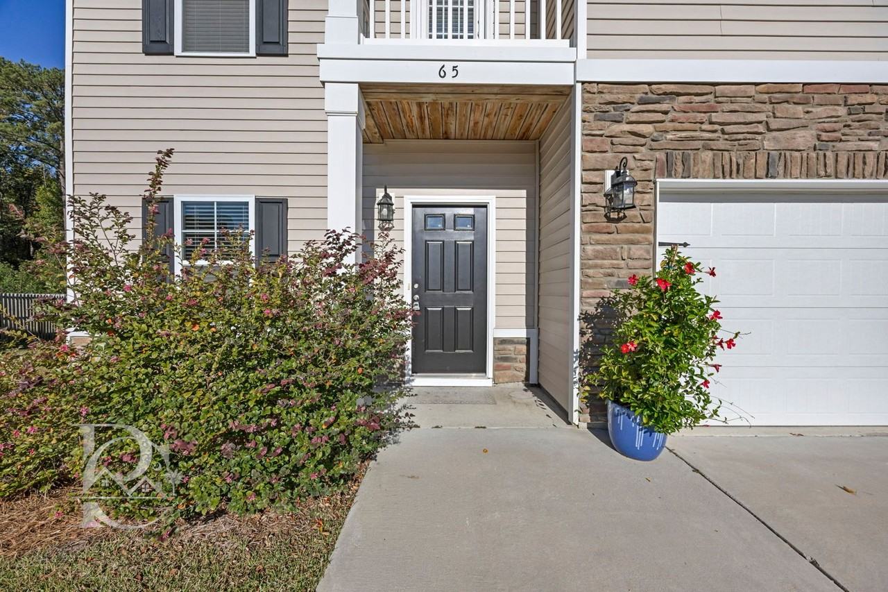 65 Orchard Dr - Photo 2 of 36