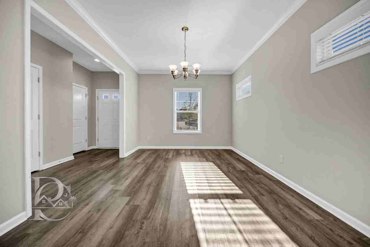 65 Orchard Dr - Photo 5 of 36