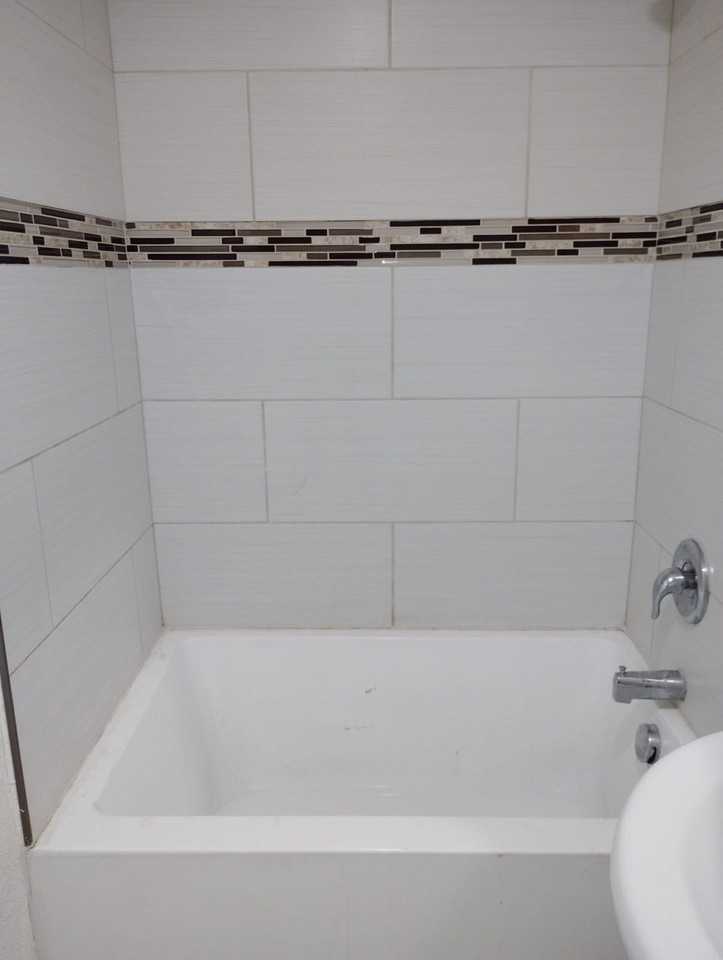 511 W Main St - Photo 4 of 9