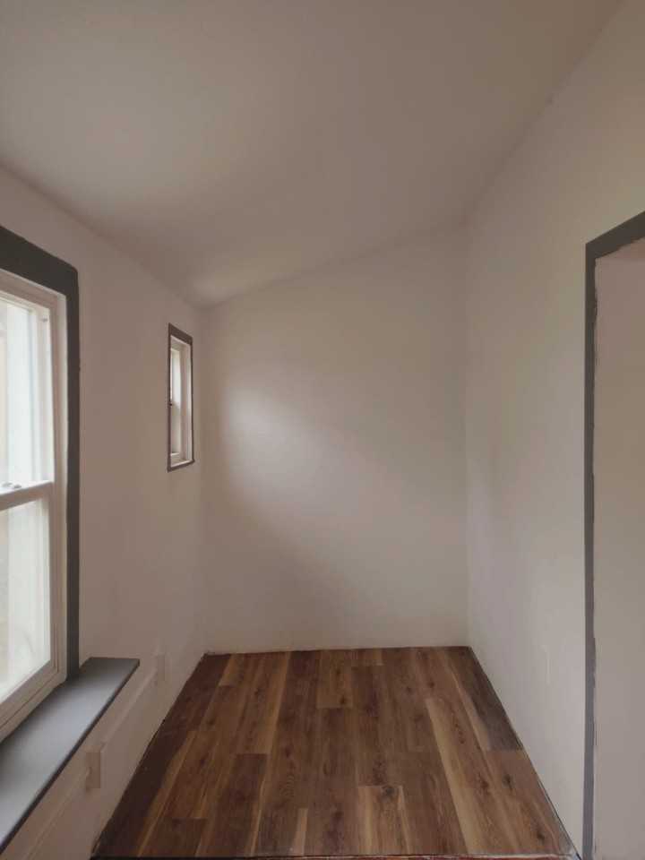 511 W Main St - Photo 5 of 9