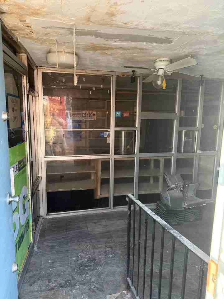 823 N Woodington Rd - Photo 2 of 12