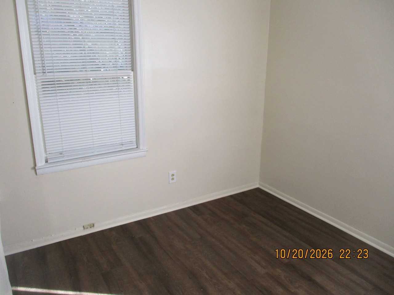 418 Bush St - Photo 3 of 11