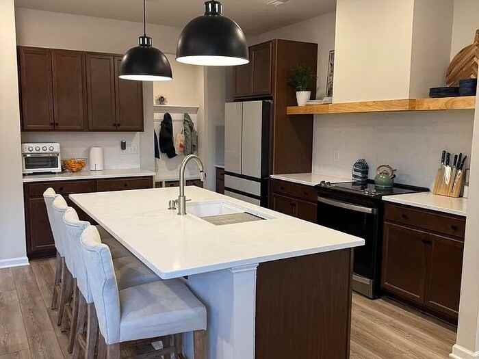 128 Umbrella Way - Photo 7 of 44