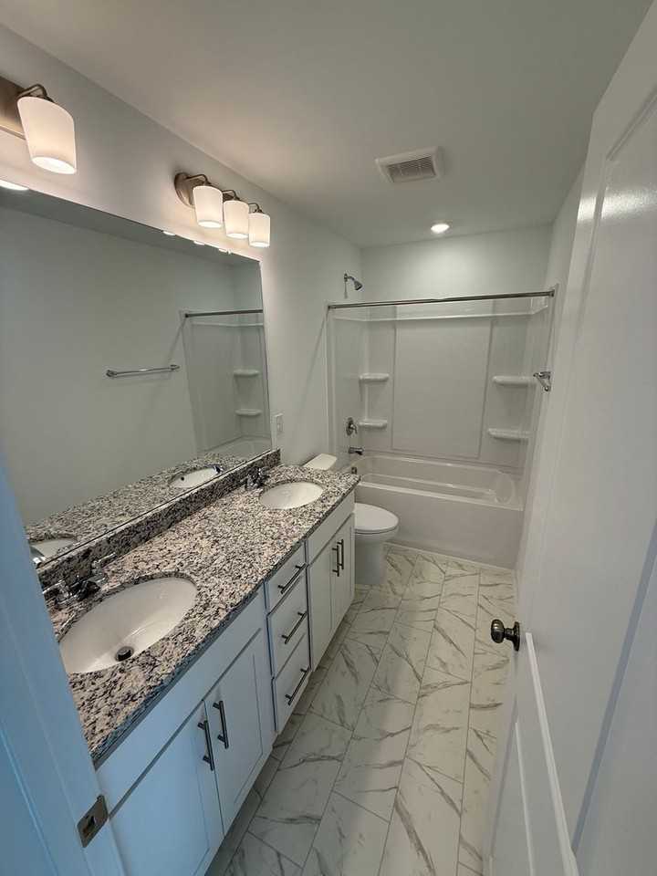 308 Sweetbay Tree Dr - Photo 6 of 28