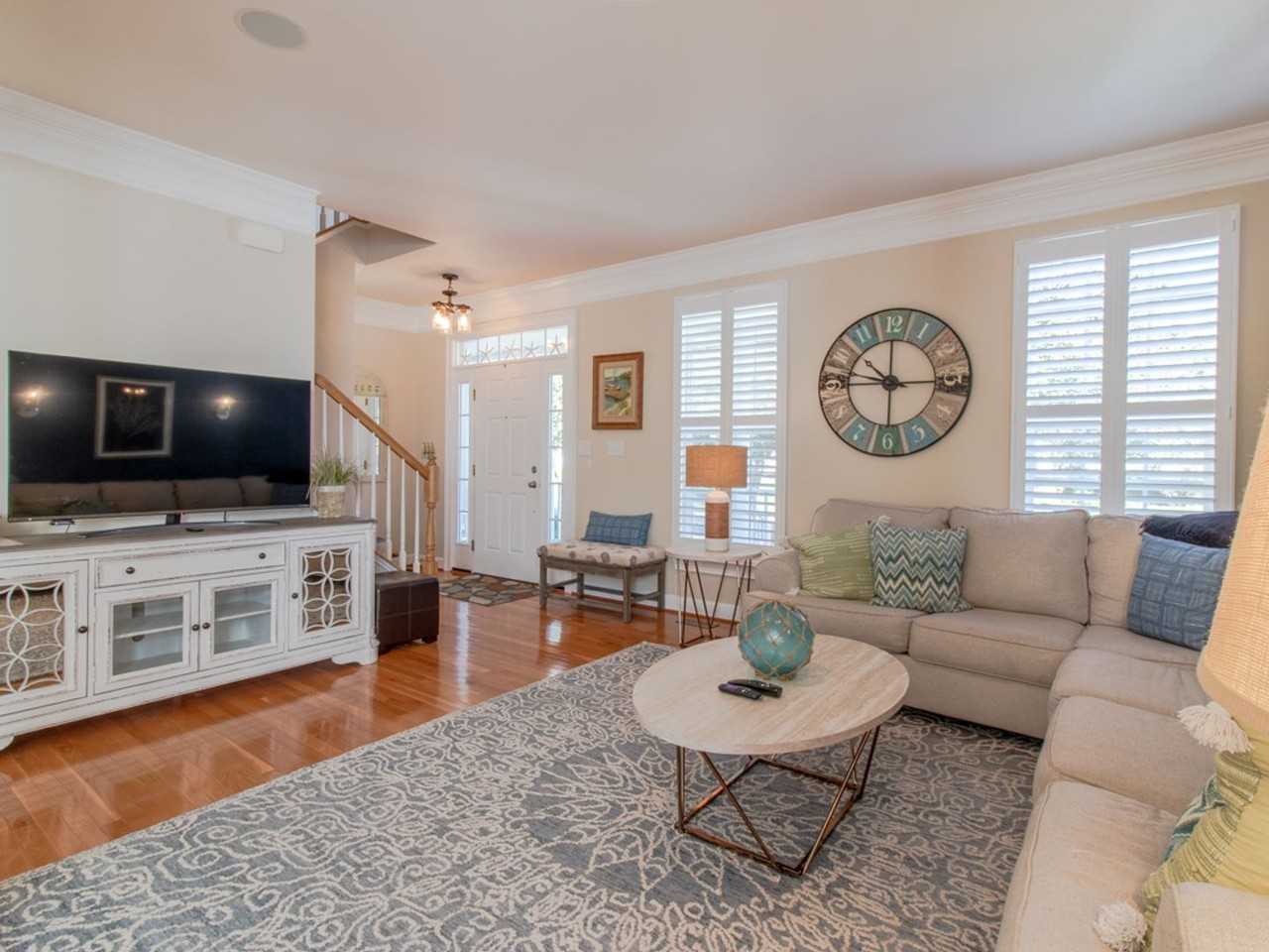 16478 Howard Millman Ln - Photo 6 of 42