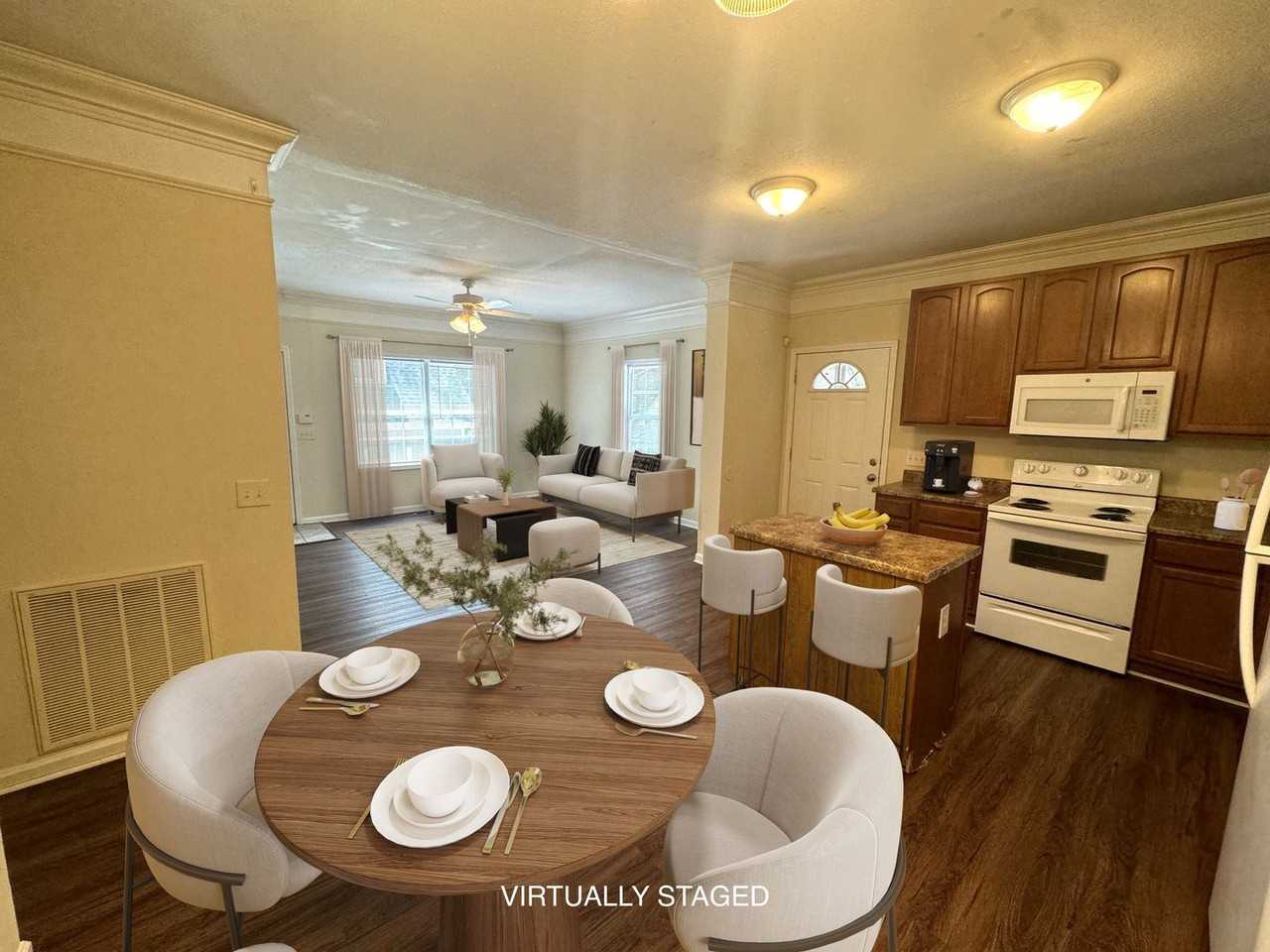 227 Derby St - Photo 6 of 23