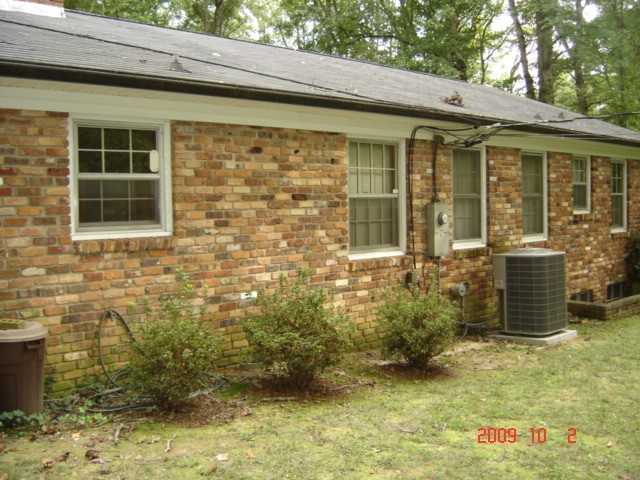 908 Harvey Rd - Photo 2 of 13
