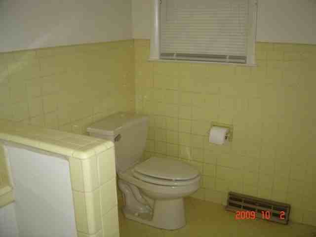 908 Harvey Rd - Photo 4 of 13