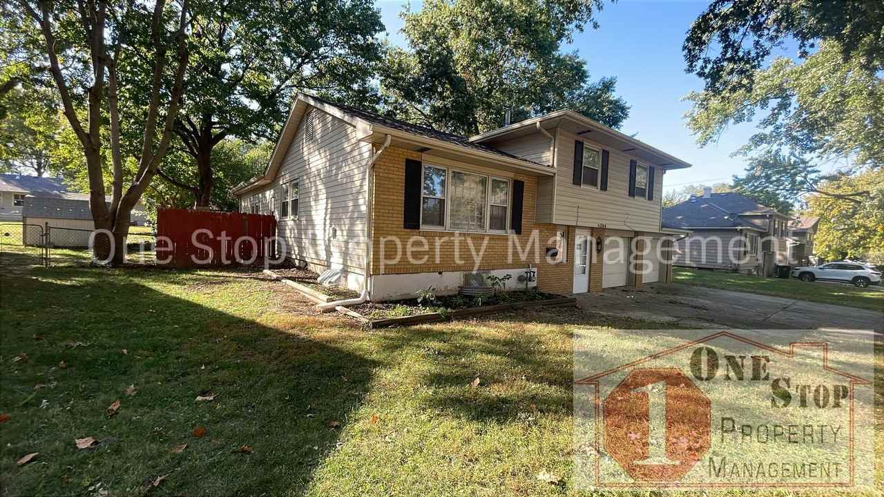 4204 S Osage St - Photo 2 of 24