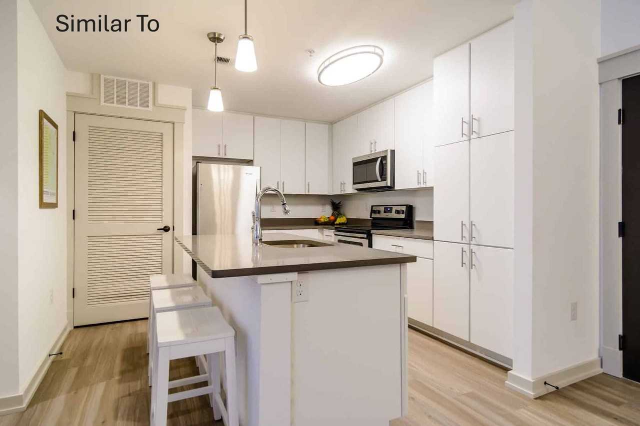 1002 Run Hill Ct #313 - Photo 2 of 7