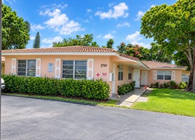 featured image of 3791 Riverside Dr