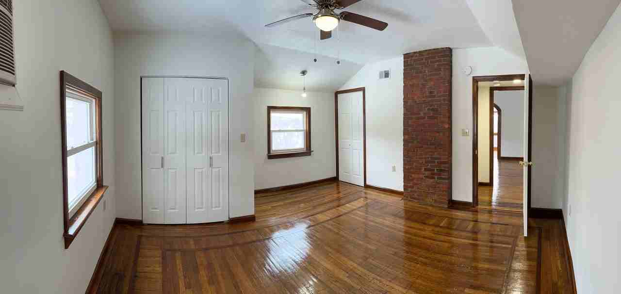 200 Marie Ave - Photo 3 of 6