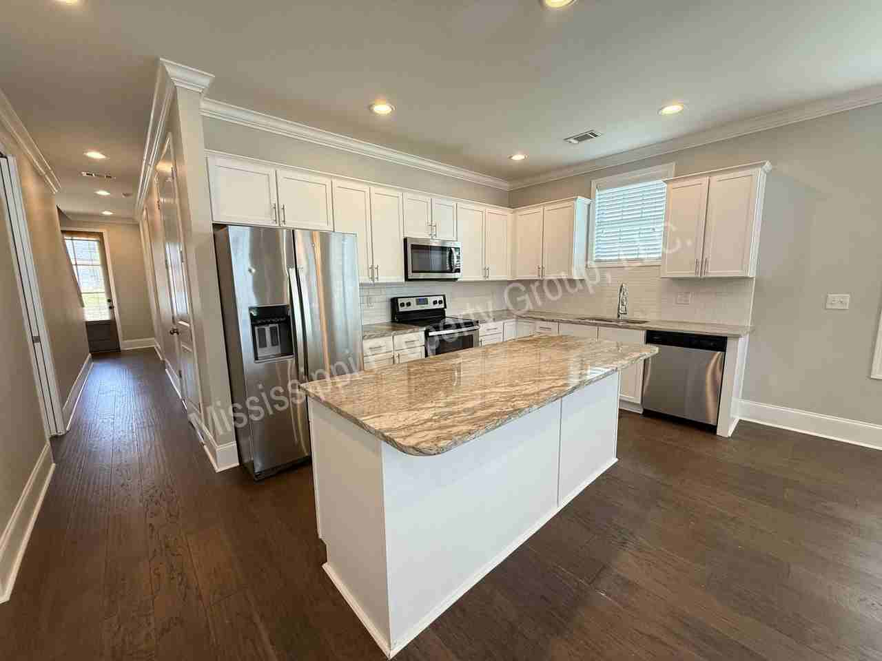 102 Farm View Dr #1005 - Photo 6 of 32