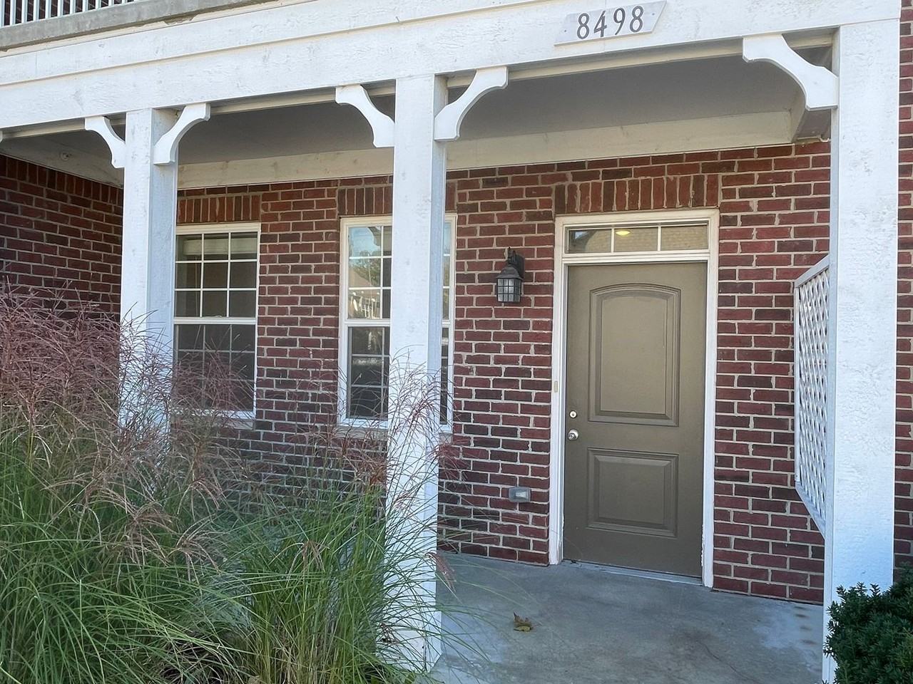 8498 Grove Dr - Photo 2 of 32