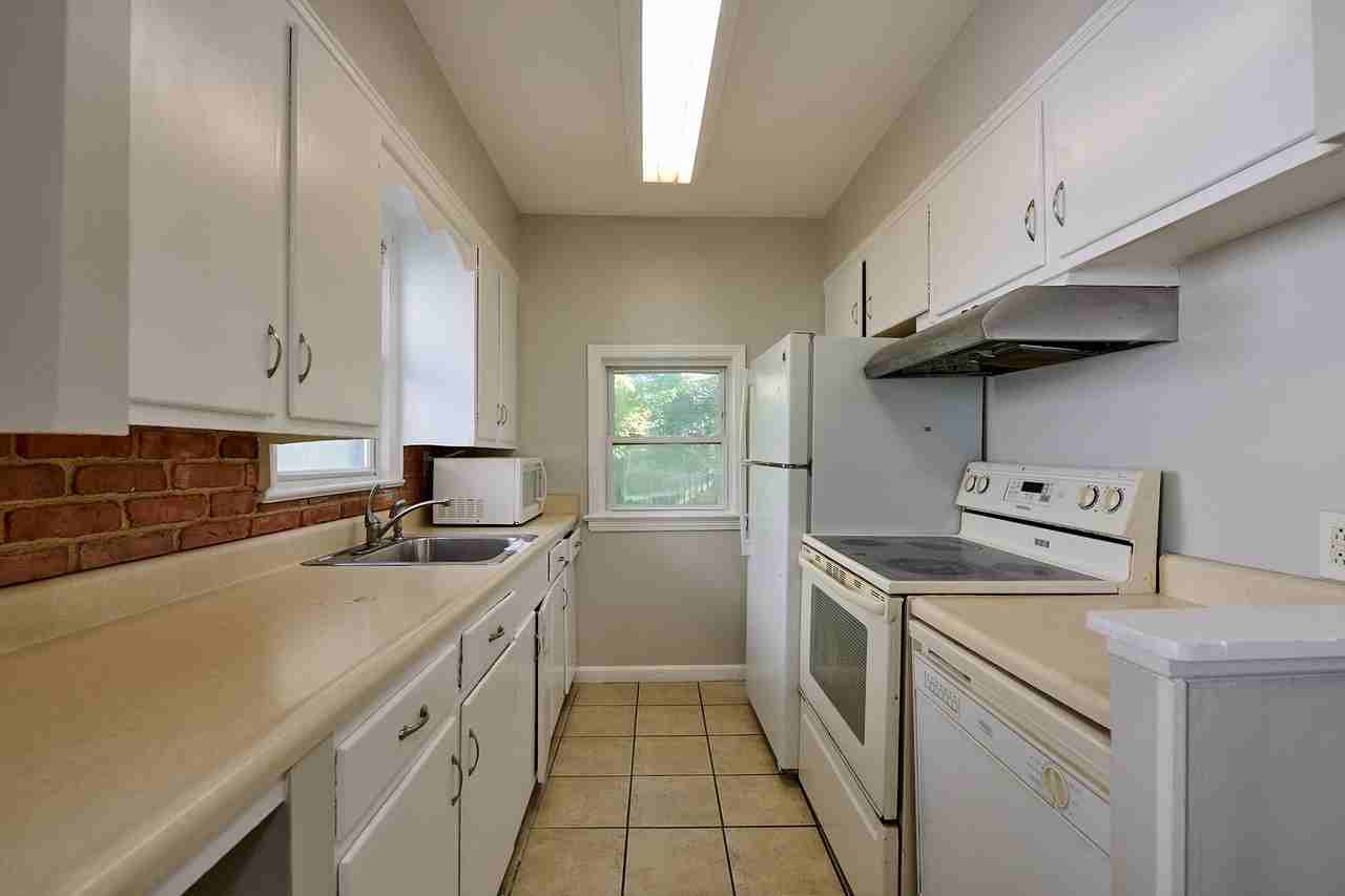1117 Worton Blvd - Photo 7 of 25