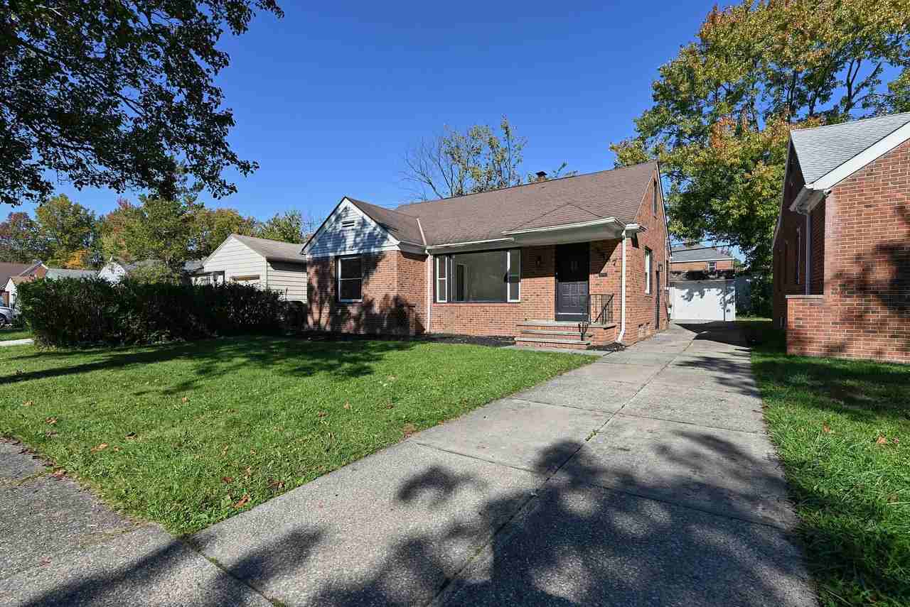 3837 Eastway Rd - Photo 2 of 28
