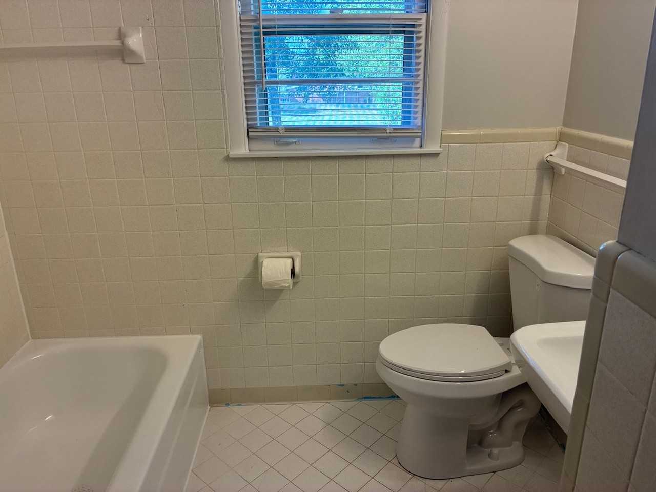 4711 Delia Dr - Photo 7 of 15