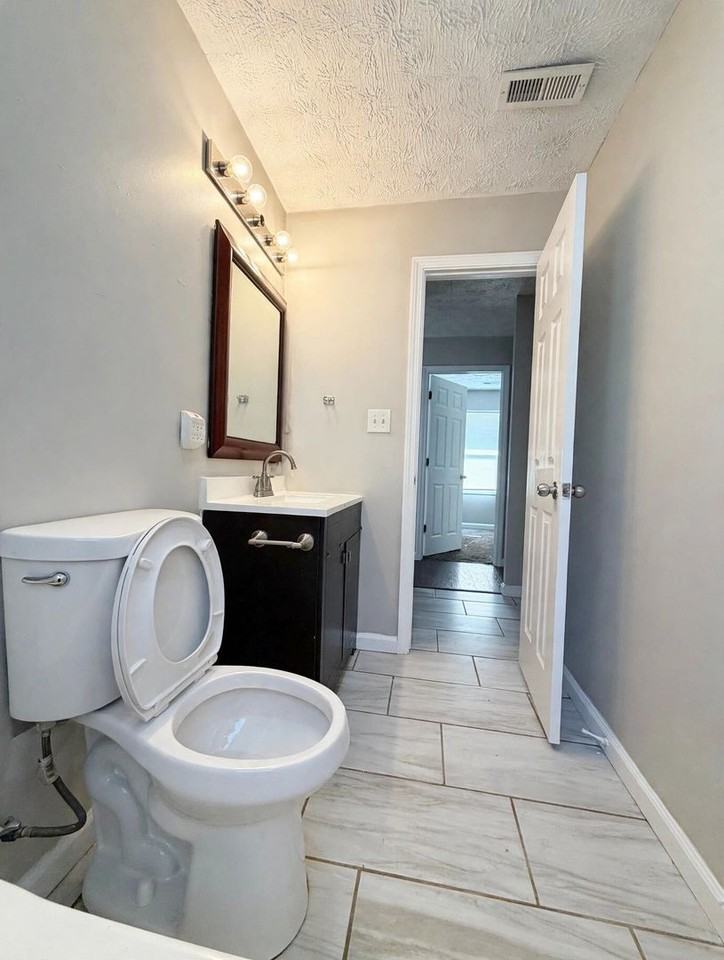 3301 Mardenna Ave - Photo 7 of 9