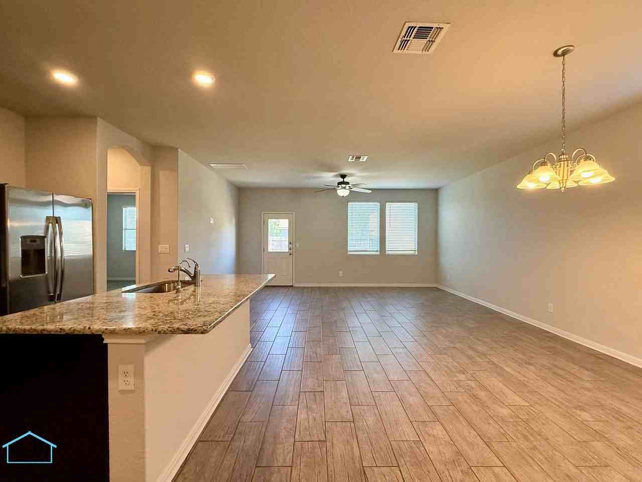 10682 Pablo Way - Photo 6 of 32