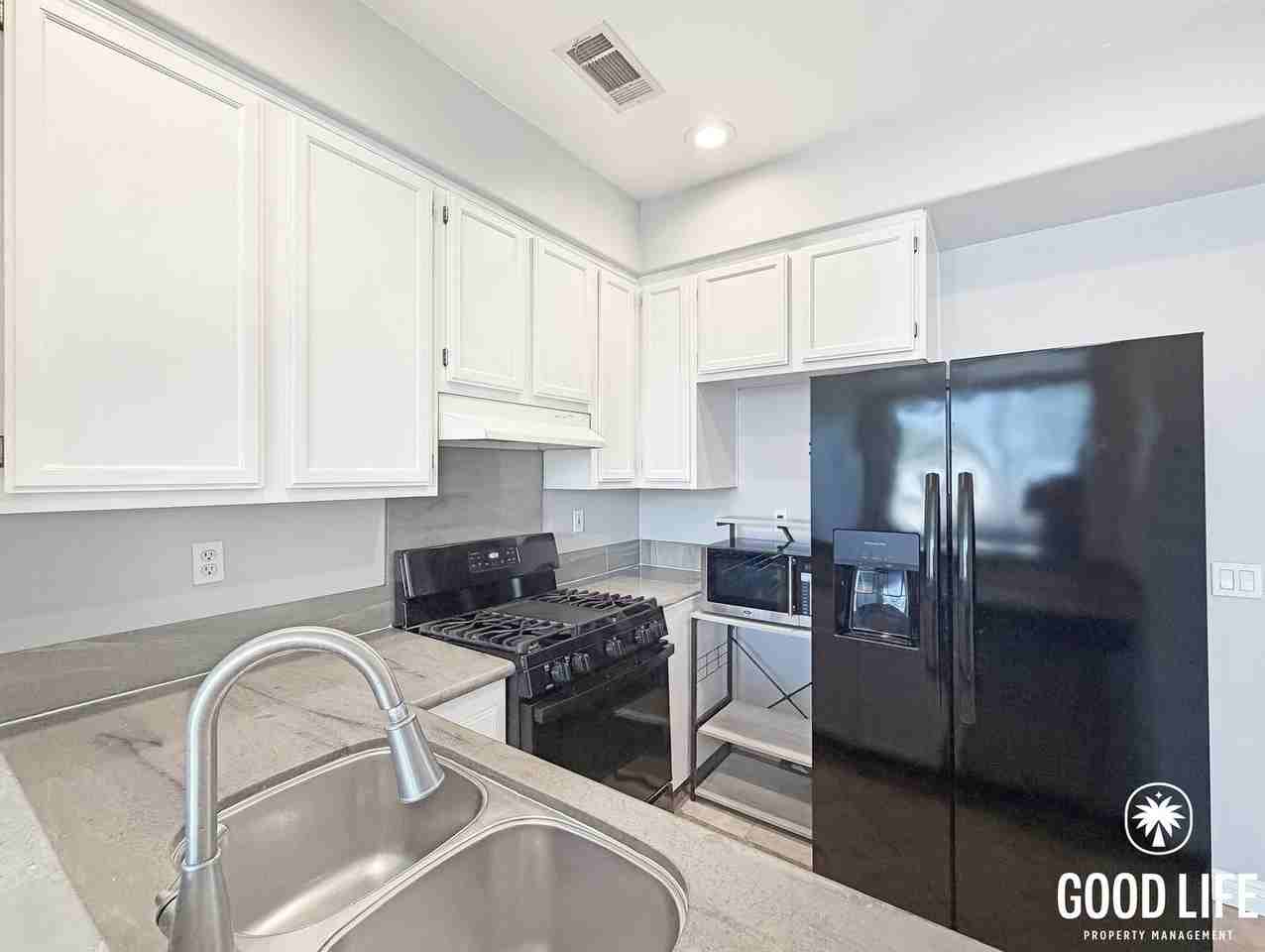6090 Paseo Salinero - Photo 6 of 23