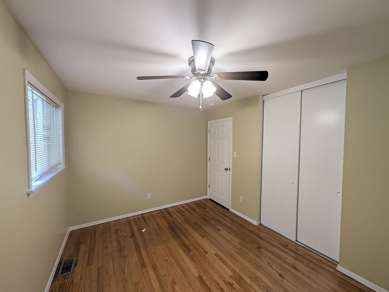 201 Echodale Dr - Photo 6 of 13