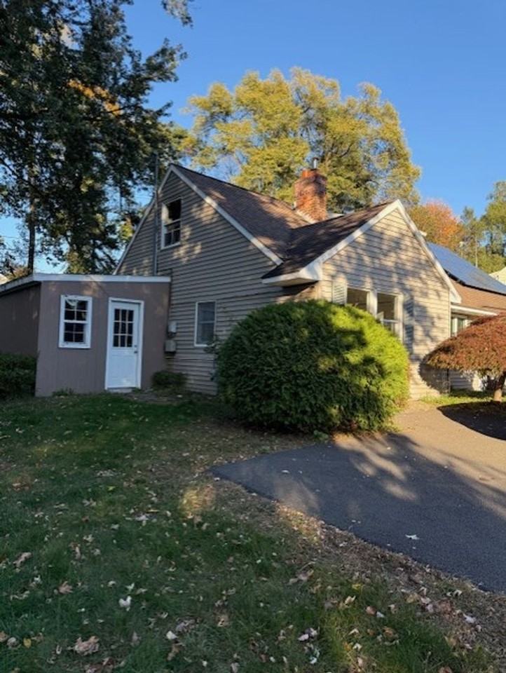 27 Knob Hill Rd - Photo 2 of 22