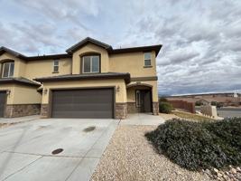 featured image of 1001 W Curly Hollow Dr #1