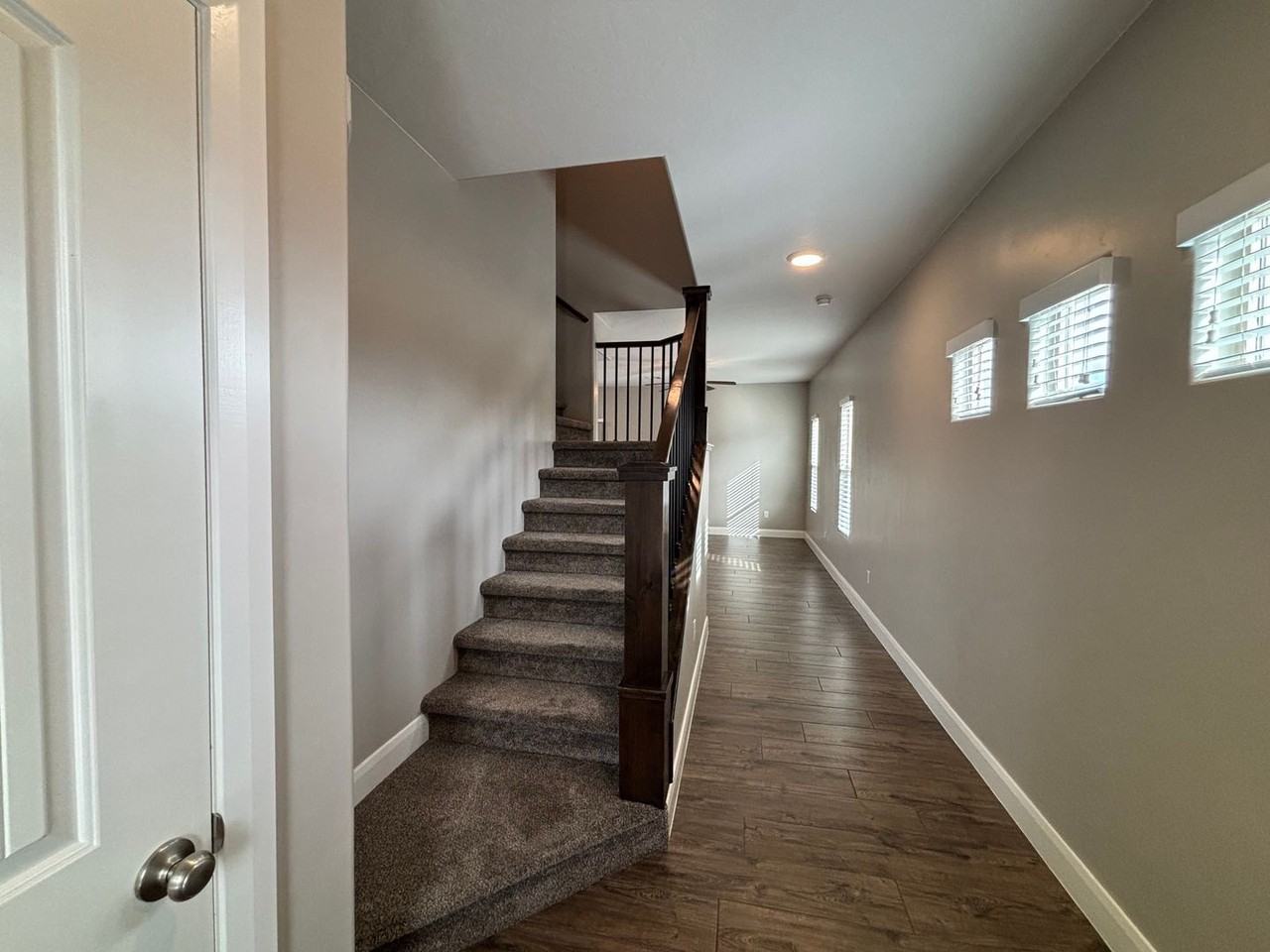1001 W Curly Hollow Dr #1 - Photo 2 of 36