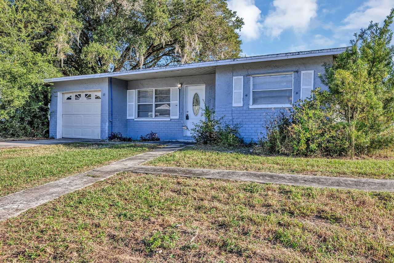 15 Palm Ct - Photo 2 of 34