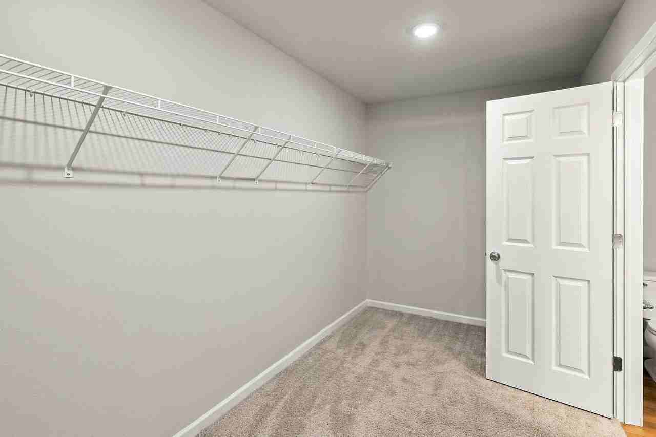 7524 Lovers Ln - Photo 7 of 17
