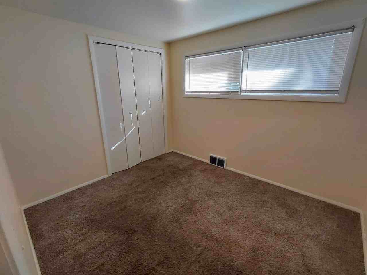 2403 Frazer Ave Nw - Photo 5 of 8