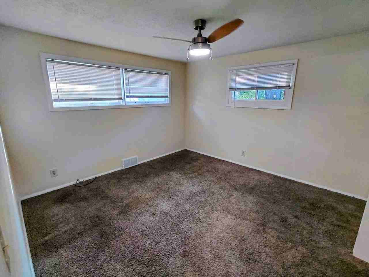 2403 Frazer Ave Nw - Photo 6 of 8