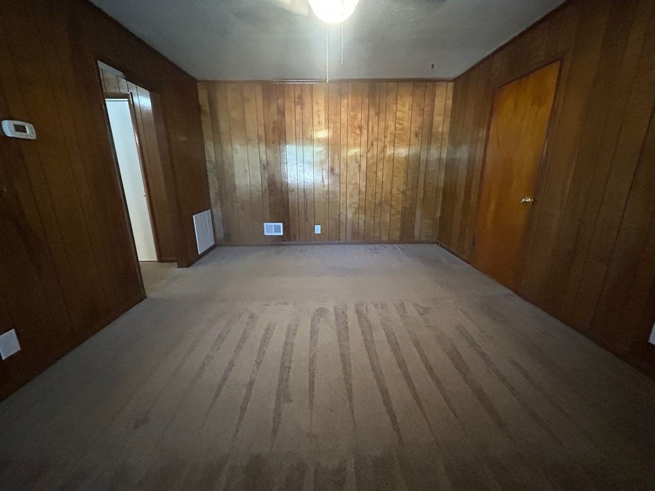 1207 Hancock St Apt B - Photo 3 of 15