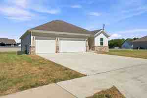 featured image of 1325 Kay St