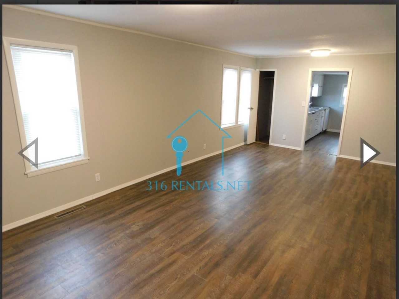 1310 N Ohio St - Photo 3 of 11