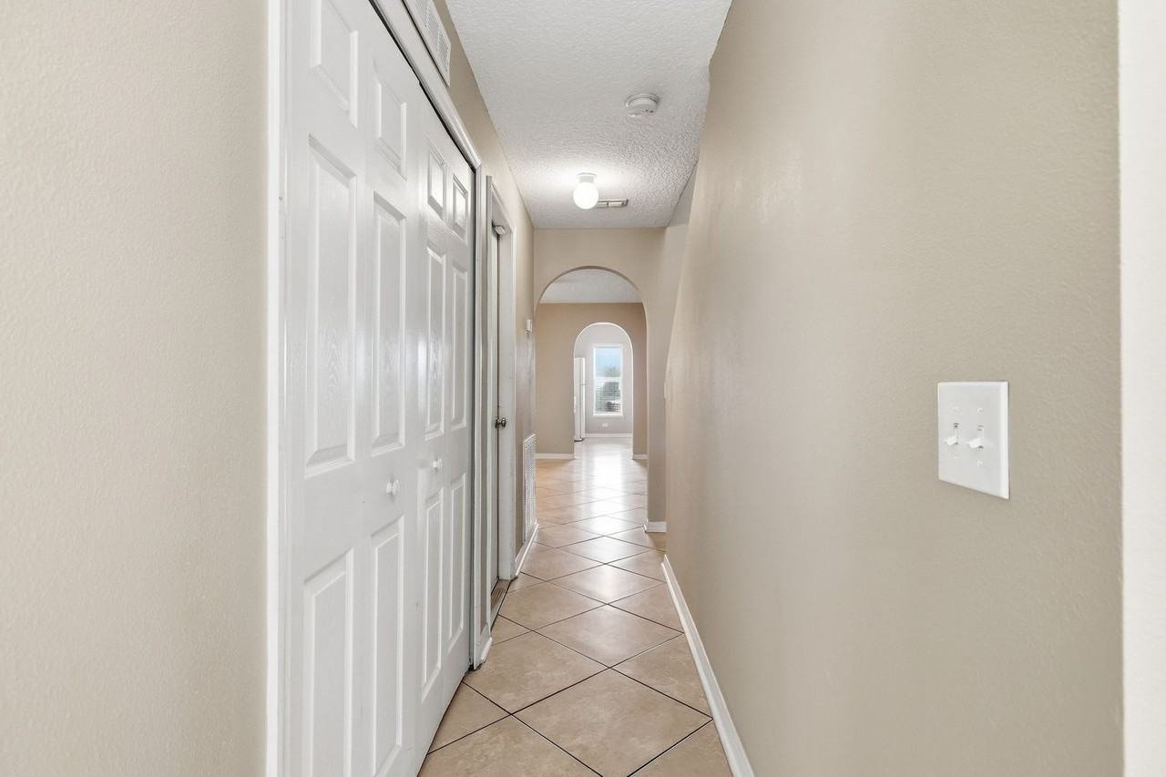 813 Bent Baum Rd - Photo 4 of 31