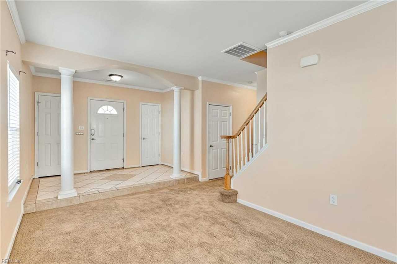 317 Congress St - Photo 5 of 21